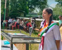Giridih News: जैक 10वीं में ज्ञानदीप स्कूल का दबदबा, चांदनी कुमारी बनीं टॉपर