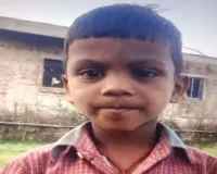 Koderma News: रात में मां के पास सोया था बच्चा, सुबह कुएं में मिला शव… आखिर क्या हुआ?