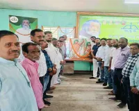 Giridih News: सिद्धो-कान्हू जयंती पर झामुमो कार्यालय में कार्यक्रम, बलिदान को किया गया याद