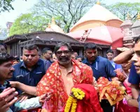 गुवाहाटी पहुंचे सीएम हेमन्त सोरेन, मां कामाख्या से मांगा झारखंड का आशीर्वाद