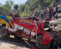 Udhampur Bus Accident: पहाड़ी रास्ते पर बड़ा हादसा, 150 फीट नीचे गिरी बस, 20 की मौत, तस्वीरें आईं सामने
