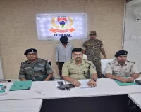 मौसेरी बहन से प्रेम पड़ा भारी, युवक की हत्या कर शव पेड़ से लटकाया