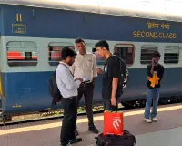 धनबाद स्टेशन पर मजिस्ट्रेट चेकिंग अभियान, 68 यात्री पकड़े गए