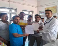 'सलैया में रुकेगी एक्सप्रेस: रेलवे अफसरों ने किया सड़क का निरीक्षण, स्टेशन मास्टर को सौंपा ज्ञापन'