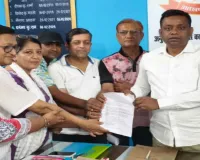 Giridih News: जैन साधु-संतों की सुरक्षा को लेकर सड़कों पर उतरा समाज, एसडीपीओ को सौंपा ज्ञापन