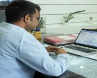 Koderma News: जनगणना 2027 के लिए स्व-गणना पोर्टल शुरू, उपायुक्त और एसपी ने खुद को किया रजिस्टर