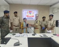 पलामू पुलिस के ‘मुस्कान अभियान’ से 88 गुम मोबाइल बरामद, लोगों को लौटाए गए फोन