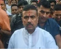 चांदीपुर में दर्दनाक दृश्य: CM सुवेंदु अधिकारी की आंखें भर आईं, परिवार से किया बड़ा वादा