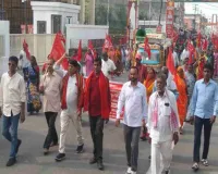 'मोदी सरकार गरीब-मजदूरों के लिए अभिशाप': माले का हल्ला बोल, मधुबन में लाल झंडों के साथ गूंजे इंकलाबी नारे  