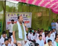 Sahebganj News: महंगाई और बढ़ती कीमतों के खिलाफ झामुमो का धरना, केंद्र सरकार की नीतियों पर फूटा जनाक्रोश