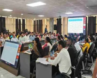 Giridih News: उपायुक्त रामनिवास यादव ने की समाज कल्याण विभाग की समीक्षा, योजनाओं में तेजी लाने का निर्देश