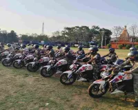 Hazaribagh News: पुलिस को मिली नई ताकत: 42 नई मोटरसाइकिलों को एसपी ने दिखाई हरी झंडी