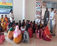 Hazaribagh News: भूमिहीन दलित महिलाओं ने एडीएम से लगाई गुहार, गैरमजरूआ भूमि बचाने व आवंटन की मांग