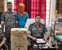 Palamu News: शराब तस्करी पर स्ट्राइक: हुसैनाबाद पुलिस ने लग्जरी कार से जब्त की 100 बोतल शराब