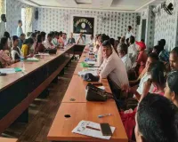 Giridih News: विकास की समीक्षा, निदेशक डीआरडीए रंथू महतों ने परखी अबुआ और पीएम आवास की प्रगति
