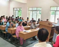 Sahebganj News: मॉडल कॉलेज में पर्यावरण संरक्षण एवं डेंगू जागरूकता कार्यक्रम आयोजित  
