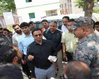 Hazaribagh News: उपायुक्त हेमन्त सती का बरकट्ठा दौरा, स्वास्थ्य सेवाओं और पर्यटन स्थलों का लिया जायजा
