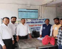 Giridih News: केंद्रीय कारा में विधिक दस्तक, जेल अदालत के साथ लगा बंदियों का मेडिकल हेल्थ चेकअप कैंप
