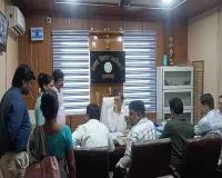 Dumka News: प्रमंडलीय आयुक्त का औचक निरीक्षण, संथाल परगना कमिश्नर संजय कुमार ने जांचीं फाइलें