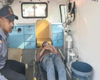 Dhanbad News: फुलारीटांड स्टेशन पर बड़ा रेल हादसा टला, चलती ट्रेन से गिरा युवक