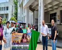 Ramgarh News: विश्व तंबाकू निषेध दिवस पर जागरूकता वाहनों को उपायुक्त ने दिखाई हरी झंडी