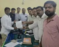 साहिबगंज स्टेशन पर लिफ्ट बनी मुसीबत, यात्री परेशान; चैंबर ने DRM से लगाई गुहार