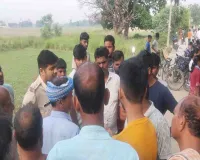 पिता के बगल में सो रहे युवक का गला रेतकर कत्ल, सुबह खून से लथपथ मिला शव