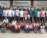 Pakur News: अंतरराष्ट्रीय योग दिवस पर आमडापाड़ा में योग शिविर, अधिकारियों ने दिया स्वस्थ जीवन का संदेश
