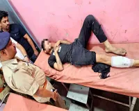 पुलिस पर फायरिंग करना पड़ा भारी, 25 हजार का इनामी बदमाश टिल्लू उर्फ शिवम पुलिस मुठभेड़ में गिरफ्तार, पैर में लगी गोली