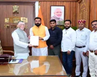  Dhanbad News: पंचम राज्य वित्त आयोग की राशि के व्यय हेतु मार्गदर्शिका जारी करने की मांग, राज्यपाल से मिला पंचायत प्रतिनिधिमंडल
