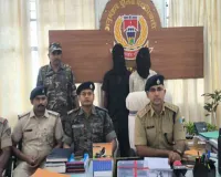 Palamu News: मालवरिया बस्ती के पास बाइक-मोबाइल लूटने वाले गिरोह का भंडाफोड़