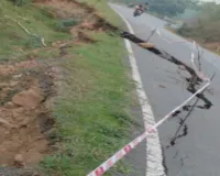 Hazaribagh News: बड़कागांव-टंडवा लाइफलाइन संकट, पसेरिया के पास सालभर से आधी धंसी सड़क, विभाग मौन