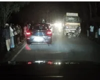 जामताड़ा में दर्दनाक हादसा, तेज रफ्तार कंटेनर की टक्कर से ट्रैक्टर चालक की मौत
