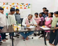 Ranchi News: आईसीएआर-आईआईएबी के समर कैंप में बच्चों ने सीखी झारखंड की पारंपरिक सोहराय कला