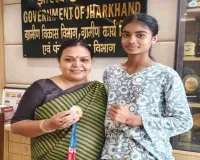 स्वर्ण पदक विजेता शिक्षा से मिलीं मंत्री दीपिका पांडेय सिंह, उज्ज्वल भविष्य की दी शुभकामनाएं