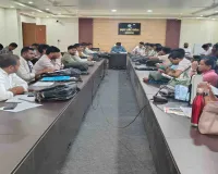 Dumka News: मकान सूचीकरण एवं आवासन गणना कार्य की समीक्षा हेतु पर्यवेक्षकों की बैठक आयोजित