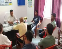 Sahebganj News: जनता दरबार में भड़के ग्रामीण, २० सूत्री अध्यक्ष ने कई फाइलों का किया ऑन-द-स्पॉट निपटारा