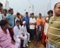 Koderma News: विधायक के सहायक के निधन पर राजद नेता सुभाष यादव ने जताया शोक