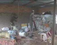 Hazaribagh News: अवैध शराब की मिनी फैक्ट्री का भंडाफोड़, भारी मात्रा में विदेशी शराब व स्पिरिट बरामद