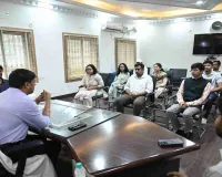 Deoghar News: उपायुक्त से शिष्टाचार मुलाकात, सुशासन और जनकल्याणकारी योजनाओं को समझा