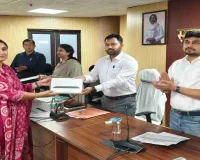 Dhanbad News: उपायुक्त आदित्य रंजन ने की प्रधानमंत्री मातृ वंदना योजना की व्यापक समीक्षा