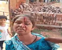 Deoghar News: पटवाबाद में कुएं की घेराबंदी का विरोध करना पड़ा महंगा, महिला से मारपीट
