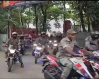 Hazaribagh News: मोहर्रम पर सुरक्षा व्यवस्था का जायजा लेने सड़क पर उतरा पूरा प्रशासनिक अमला