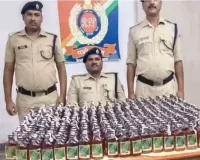 आरपीएफ जपला की बड़ी कार्रवाई: बरवाडीह–डेहरी ऑन सोन पैसेंजर ट्रेन से 400 बोतल अवैध श'रा'ब बरामद