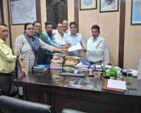 Dumka News: कृषि एवं वन अराजपत्रित कर्मचारियों ने सचिव अबूबकर सिद्दीक से की मुलाकात, उठाईं मांगें