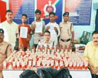 रेलवे स्टेशन से लेकर शहर तक छापेमारी, 4 तस्कर गिरफ्तार, भारी मात्रा में शराब जब्त