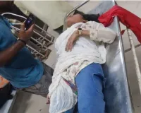 पलामू में इंसानियत की मिसाल: उफनती कोयल नदी में कूदकर टेंपो चालक ने बचाई युवती की जिंदगी