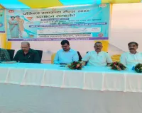 Koderma News: उपायुक्त उत्कर्ष गुप्ता ने दीप प्रज्वलित कर परिवार स्वास्थ्य मेले का किया भव्य उद्घाटन