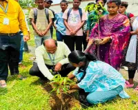 Sahibganj News: मॉडल कॉलेज राजमहल में प्रेमचंद जयंती पर वृक्षारोपण, साहित्य और पर्यावरण संरक्षण का दिया संदेश