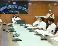 Palamu News: उपायुक्त दिलीप प्रताप सिंह शेखावत की अध्यक्षता में भू-अर्जन मामलों की हुई समीक्षा